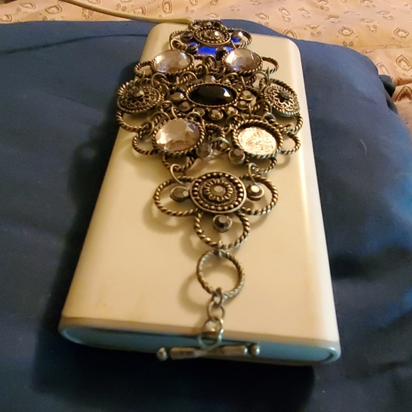 Bracelet - Picture 3 of 4